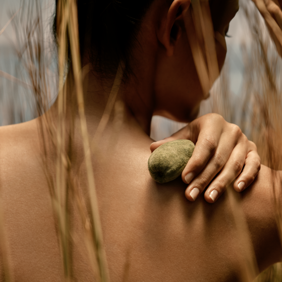 Amande (Almond) Sublime Hand & Body Duo | L'Occitane en Provence